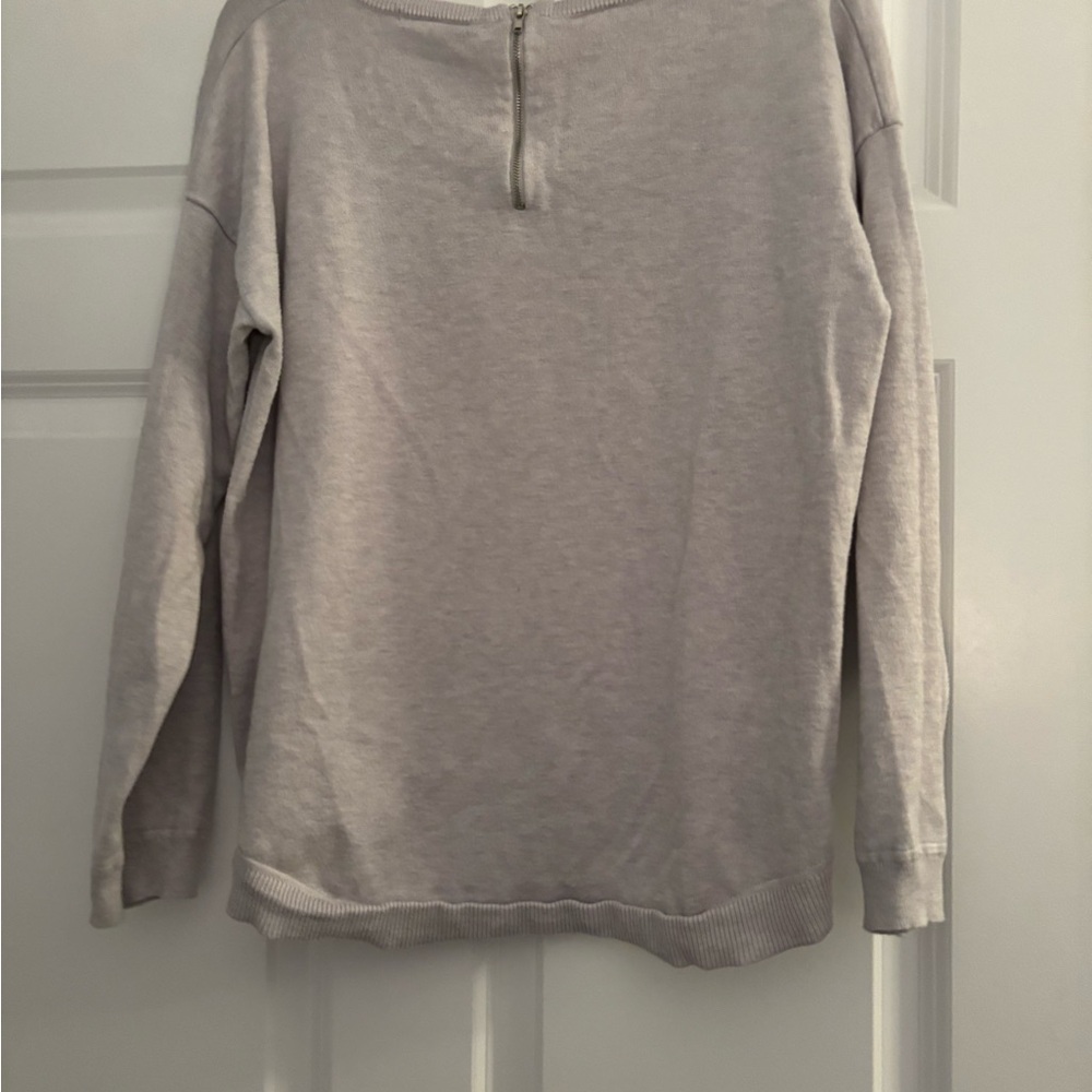 Cable & Gauge Light Gray Sweater - Picture 3 of 4